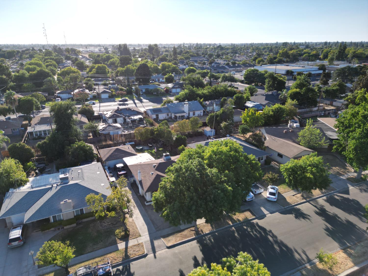 3653 N Hulbert Ave, Fresno, CA 93705