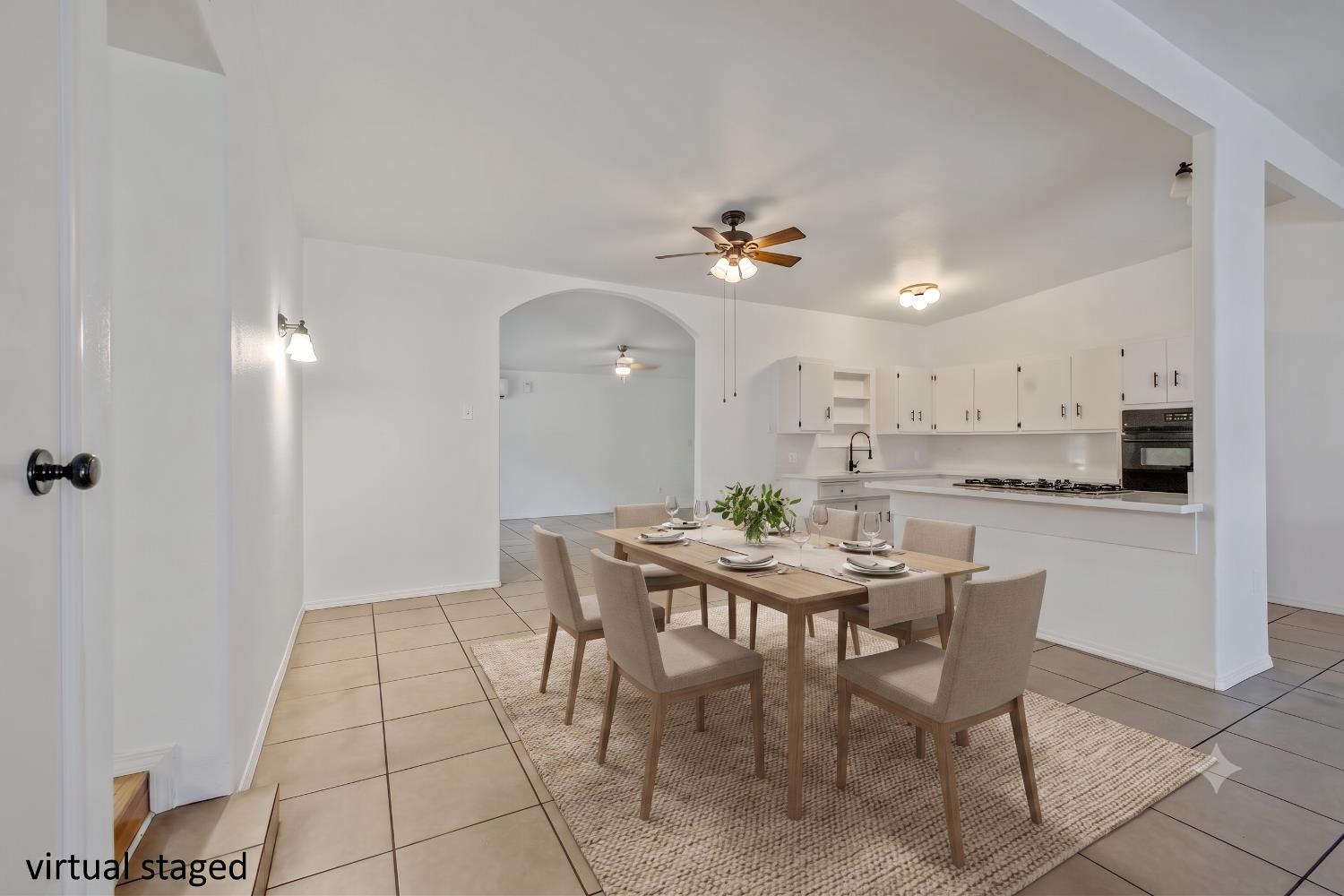 2214 S Locust St, Visalia, CA 93277
