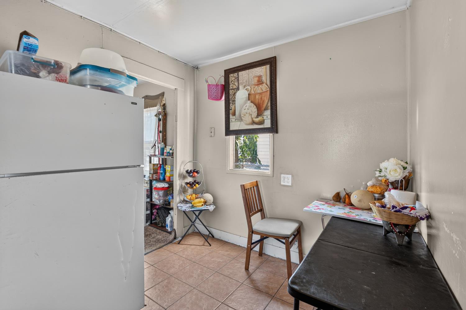 718 Nebraska Ave, Madera, CA 93638