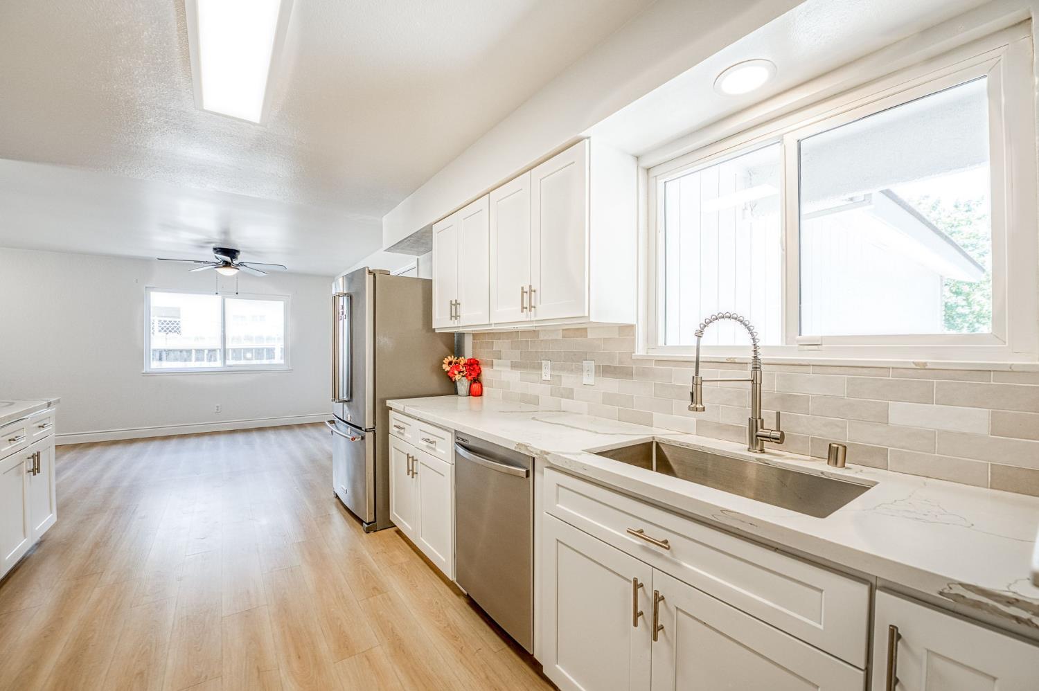 4157 N Babigian Ave, Fresno, CA 93722
