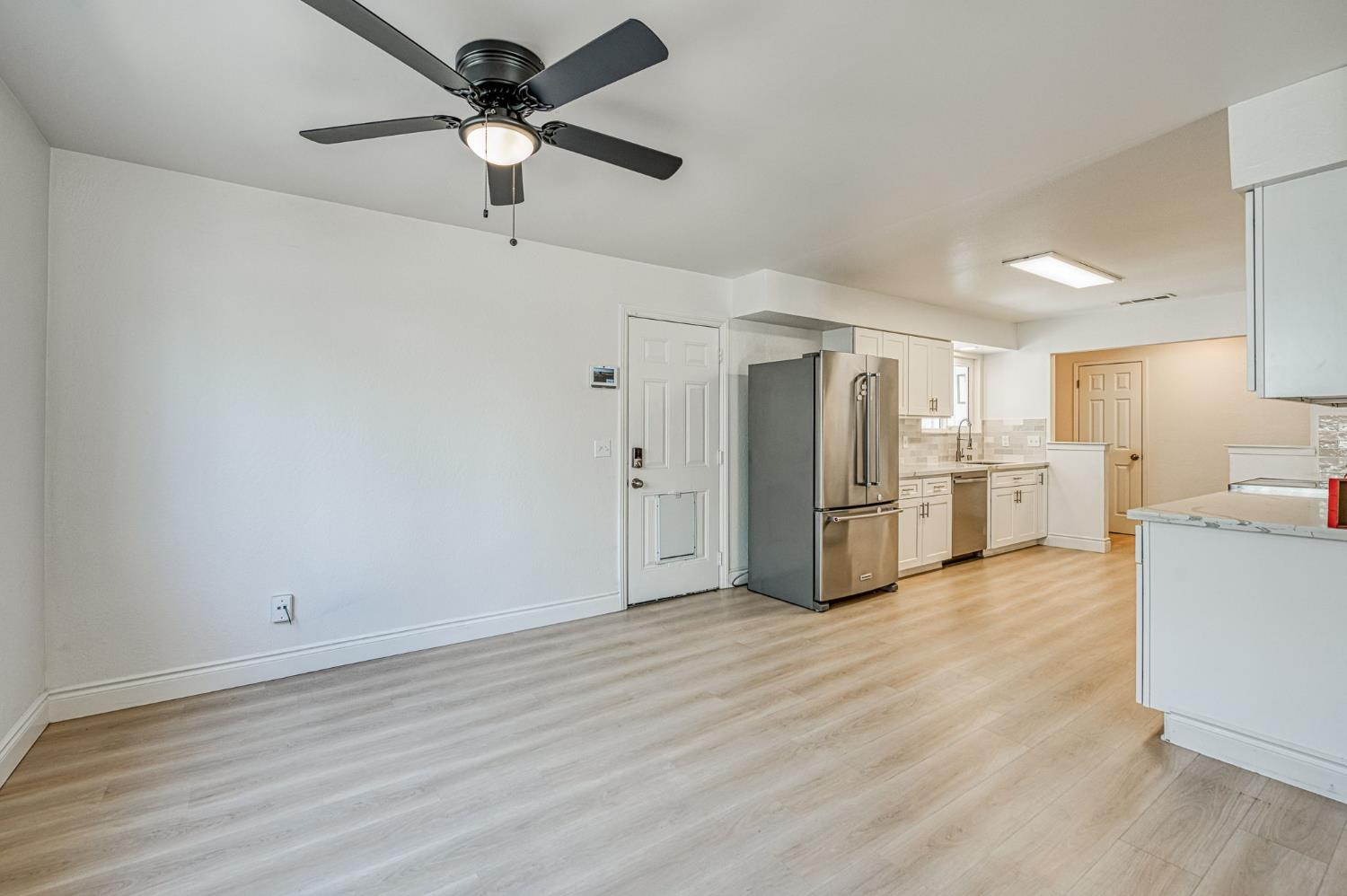 4157 N Babigian Ave, Fresno, CA 93722