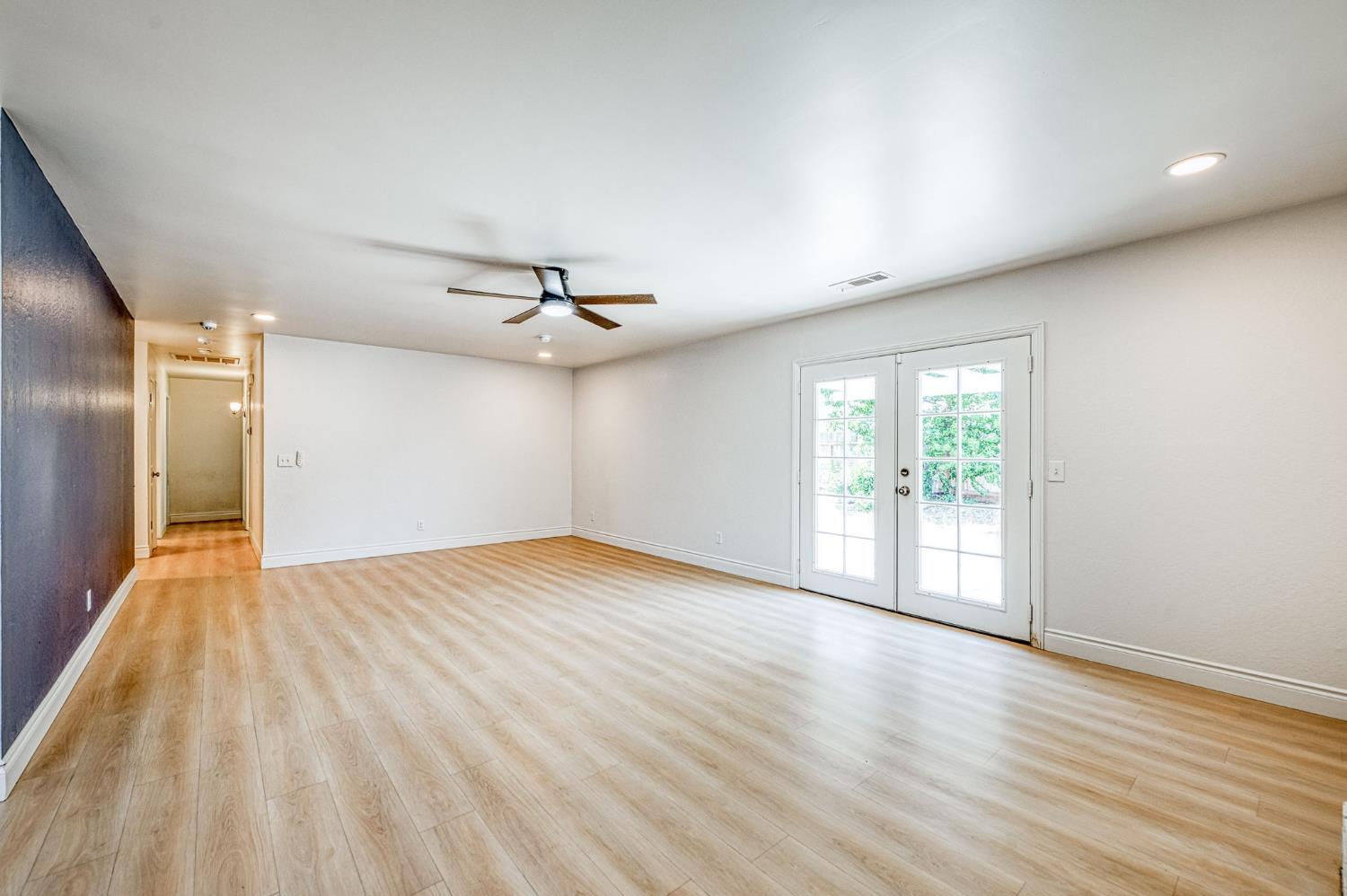 4157 N Babigian Ave, Fresno, CA 93722