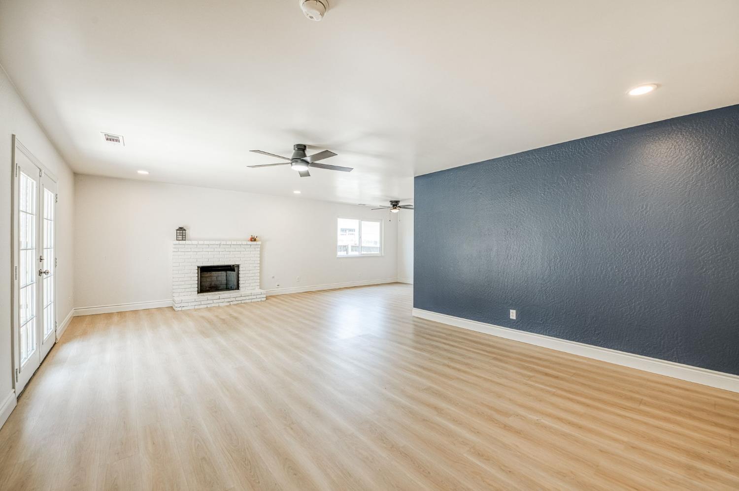 4157 N Babigian Ave, Fresno, CA 93722