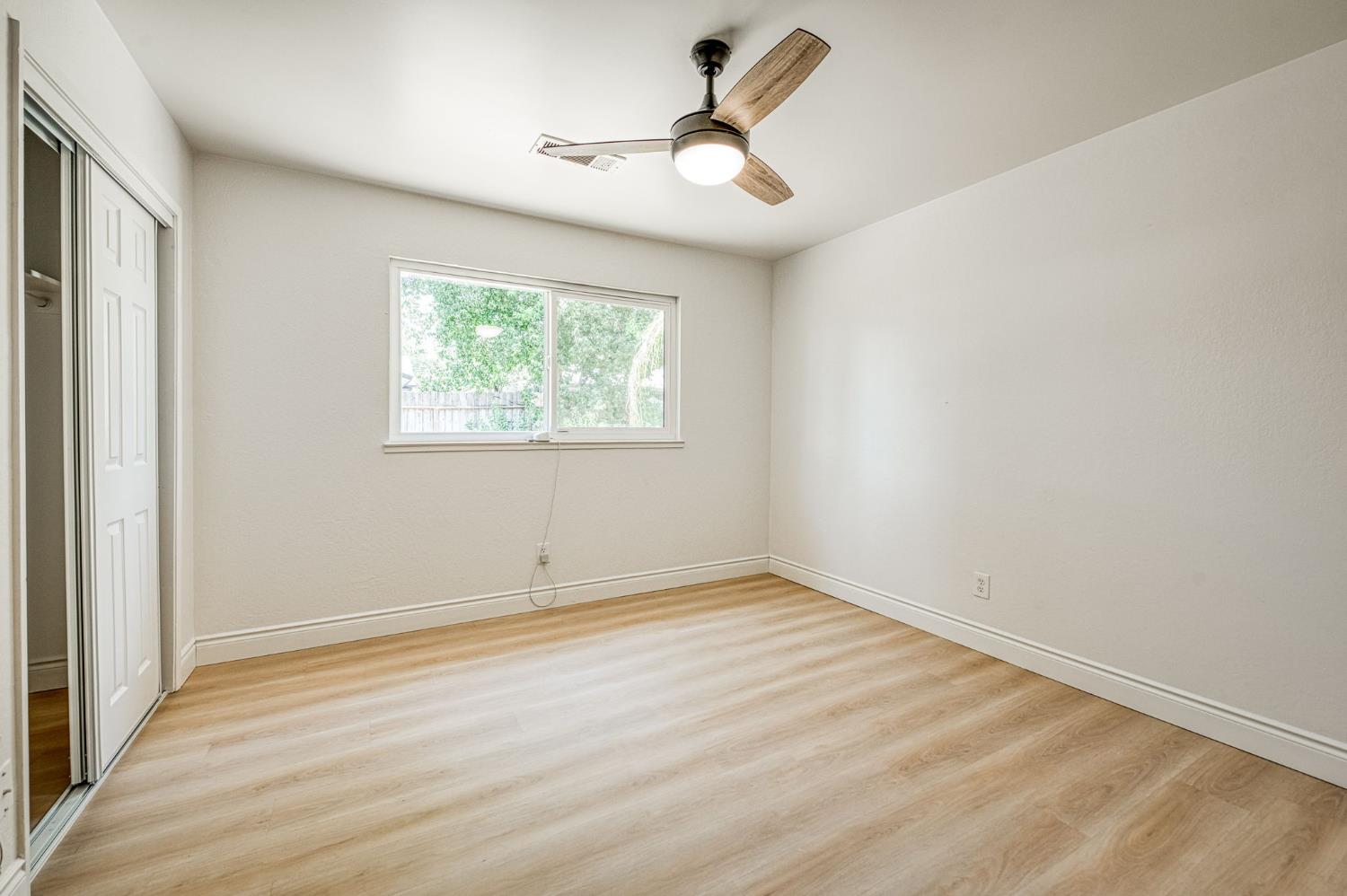 4157 N Babigian Ave, Fresno, CA 93722