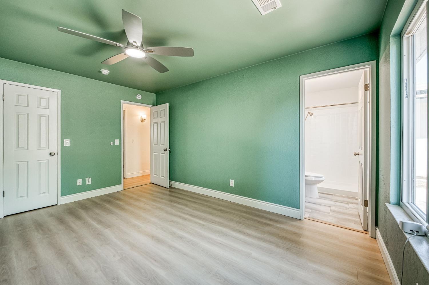 4157 N Babigian Ave, Fresno, CA 93722