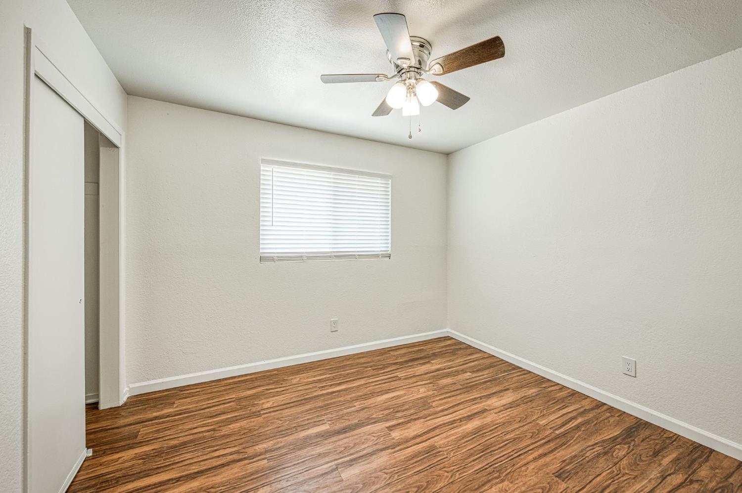 1189 Jefferson Ave, Clovis, CA 93612