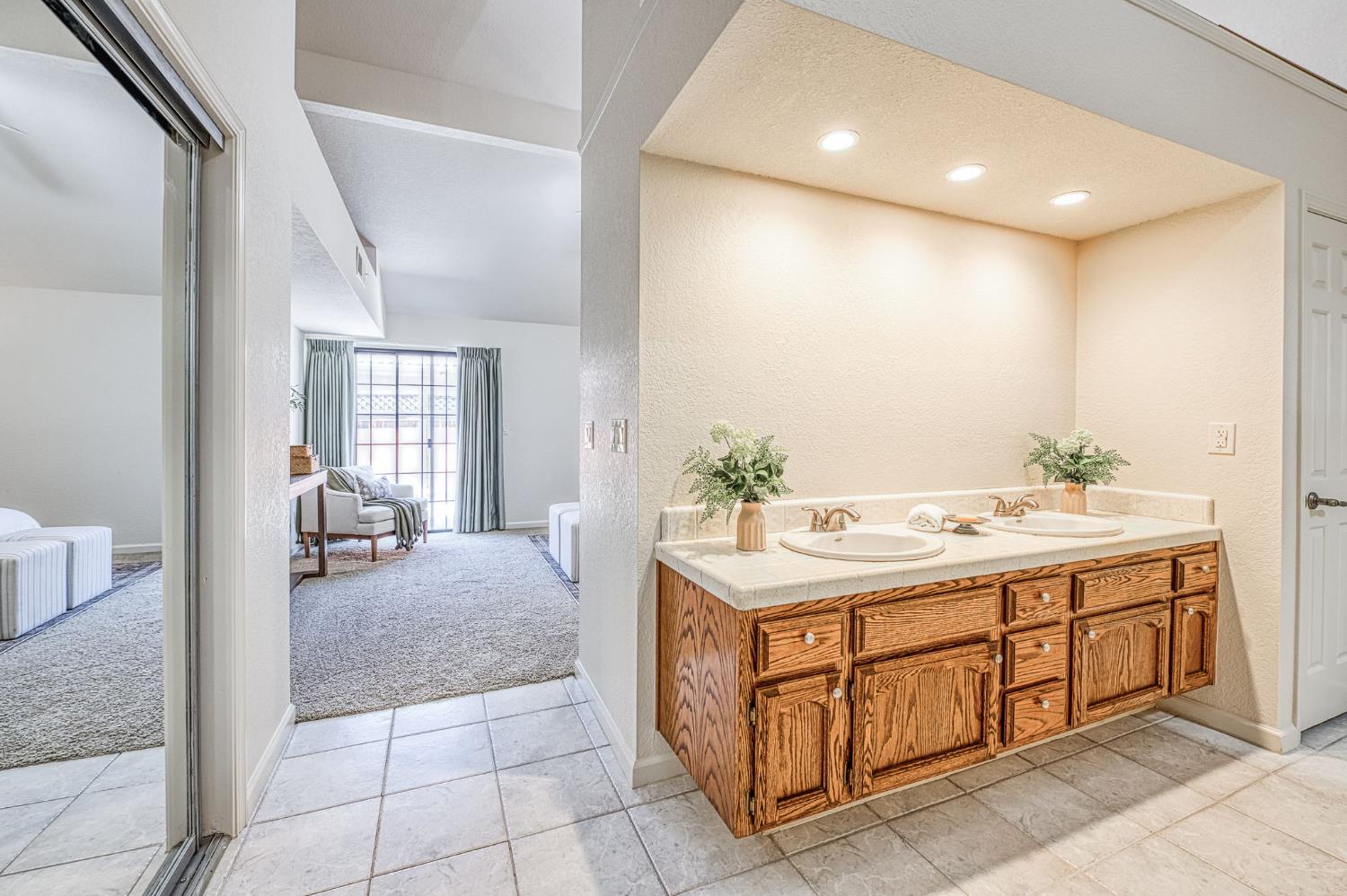 1229 Bullard, Fresno, CA 93711