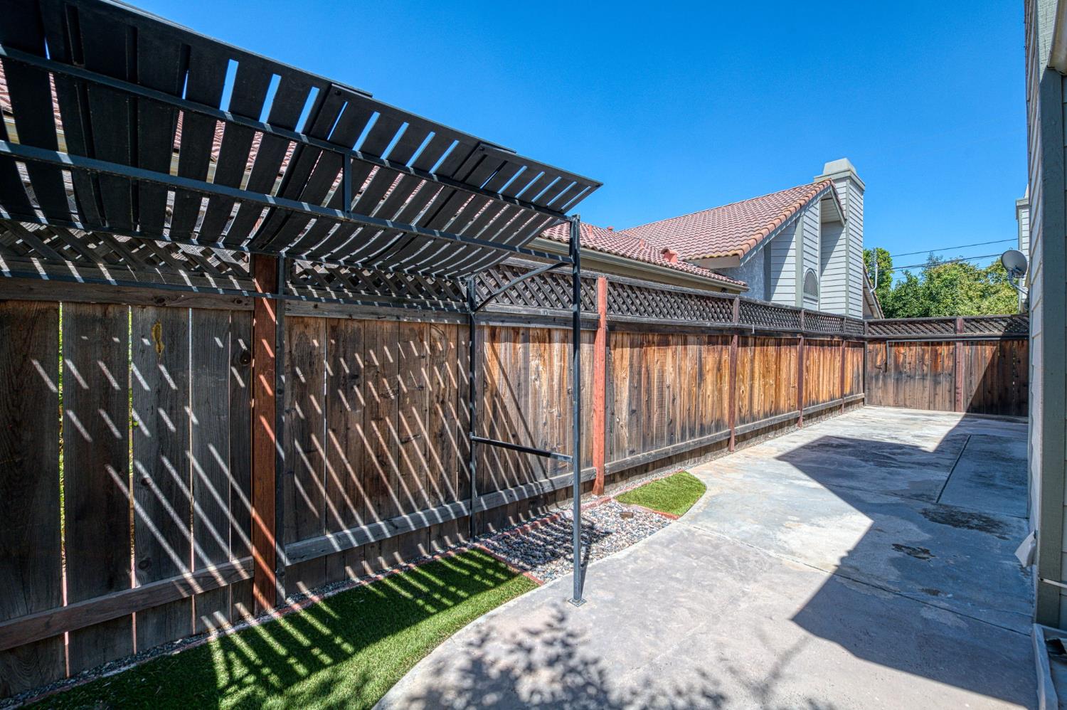 1229 Bullard, Fresno, CA 93711