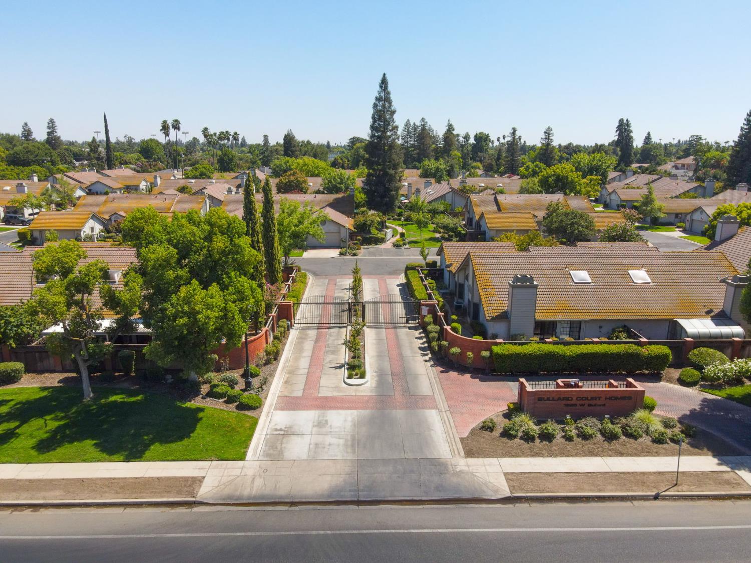 1229 Bullard, Fresno, CA 93711