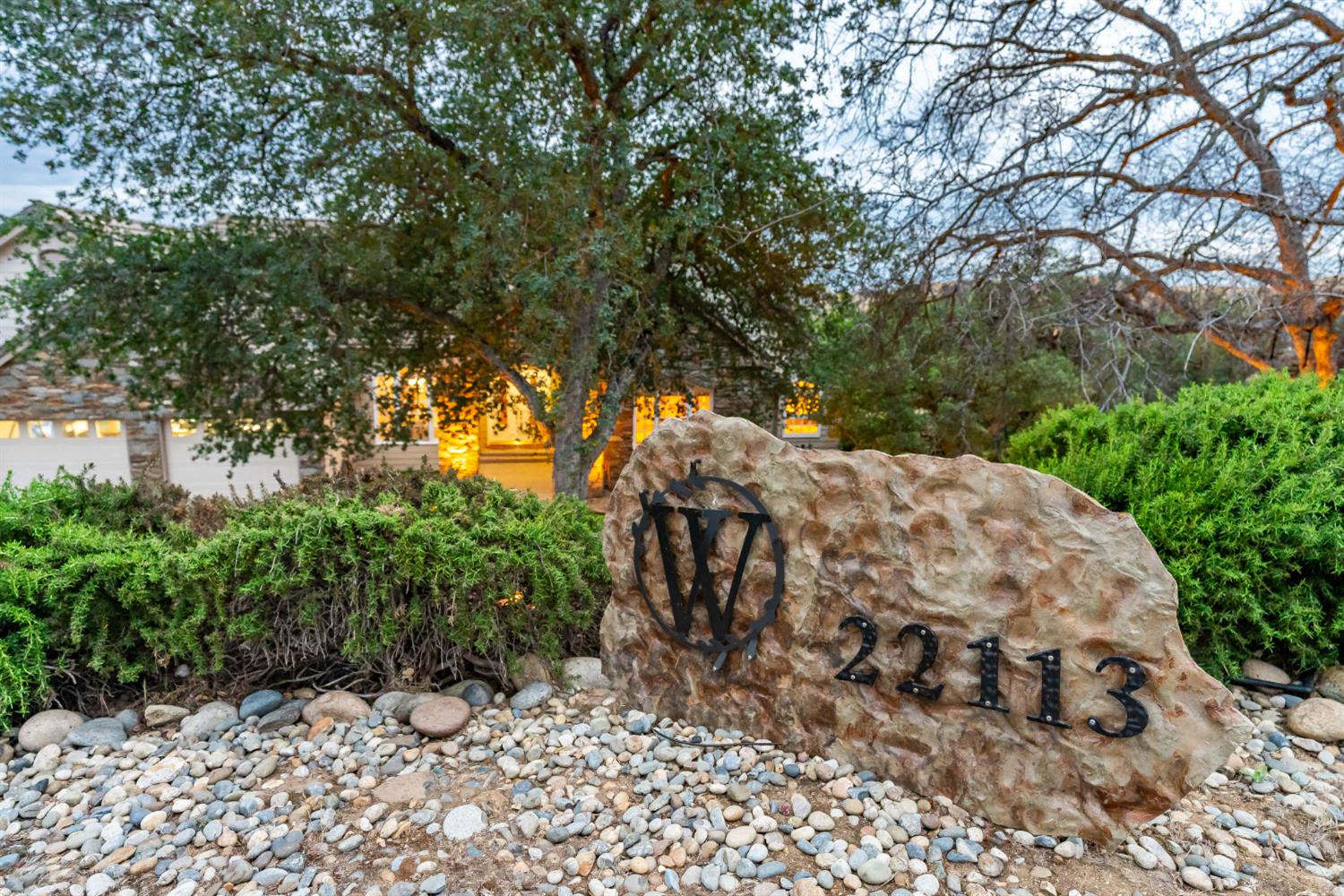 22113 Oak Glen Ln, Friant, CA 93626