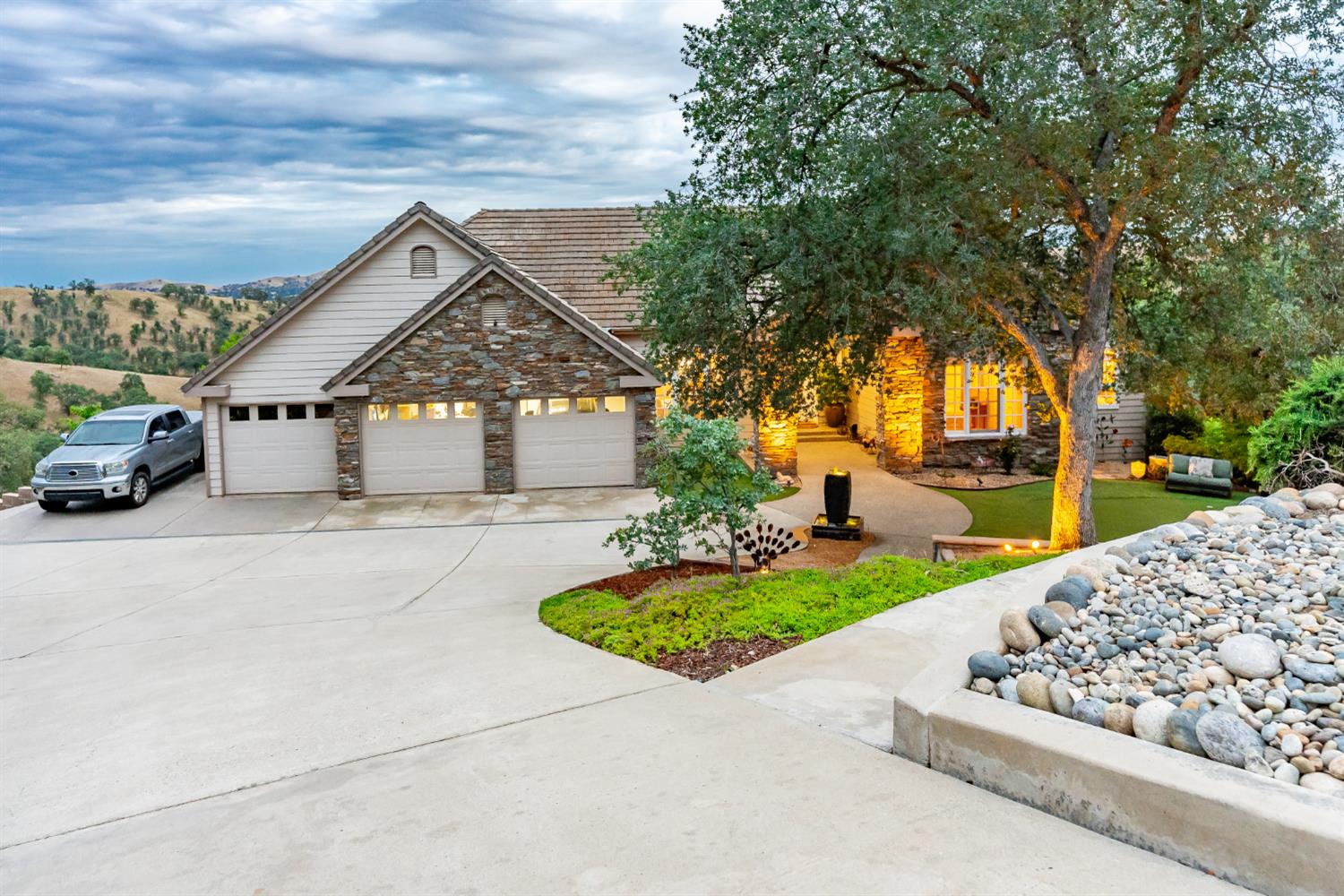 22113 Oak Glen Ln, Friant, CA 93626
