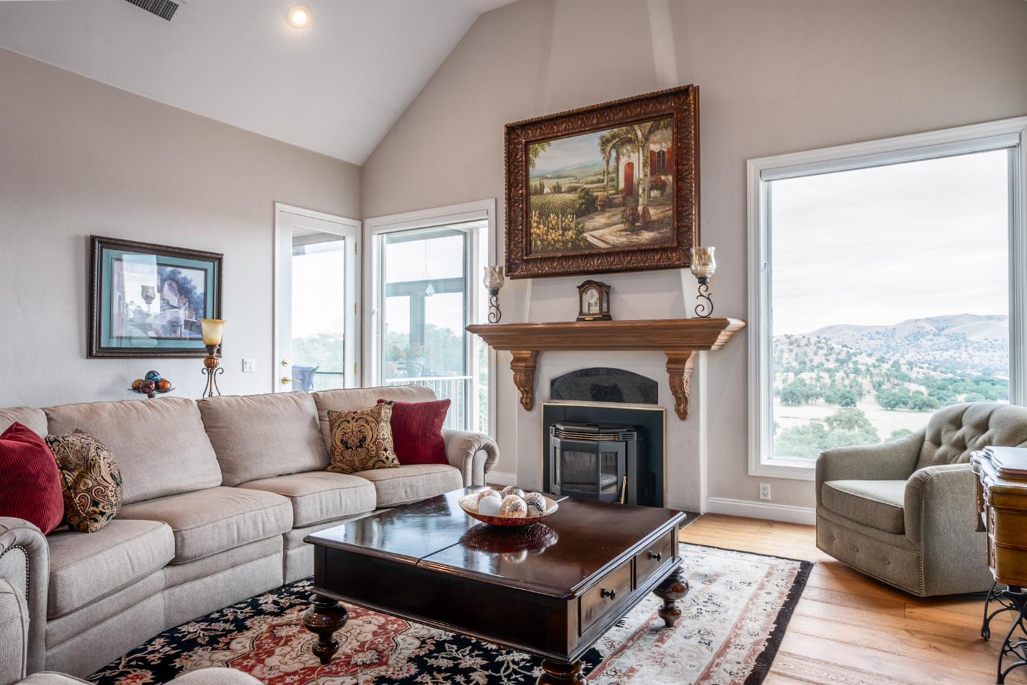 22113 Oak Glen Ln, Friant, CA 93626