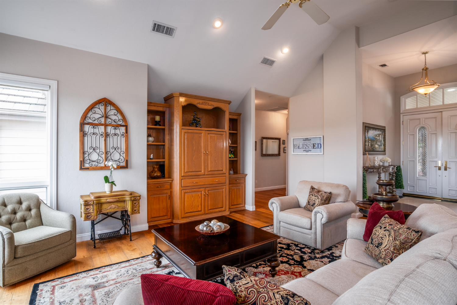 22113 Oak Glen Ln, Friant, CA 93626