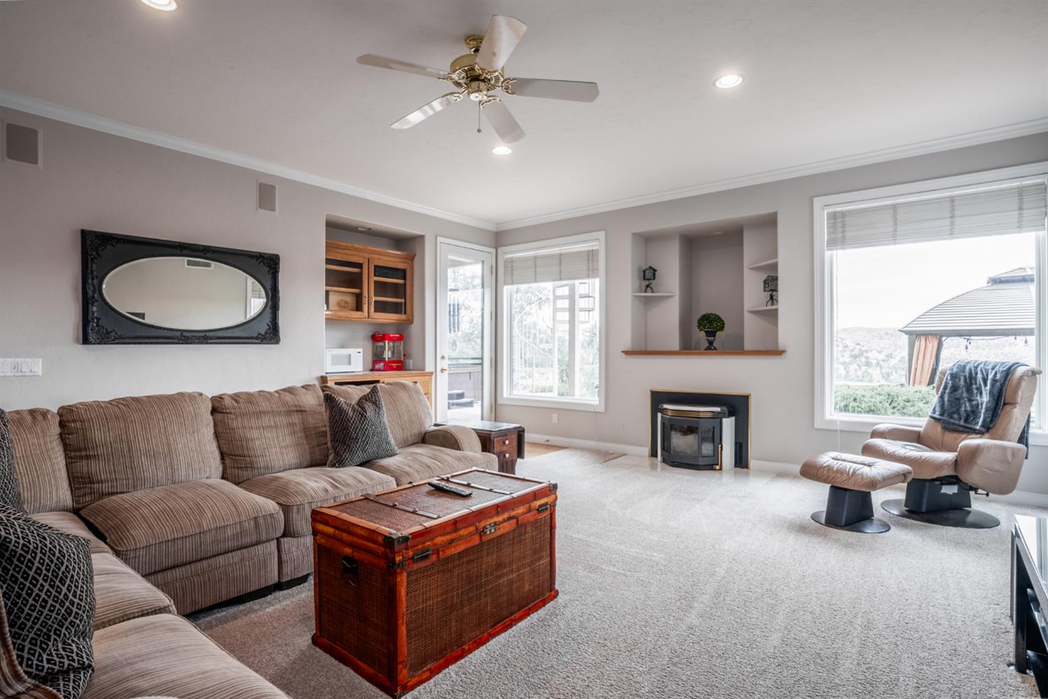 22113 Oak Glen Ln, Friant, CA 93626