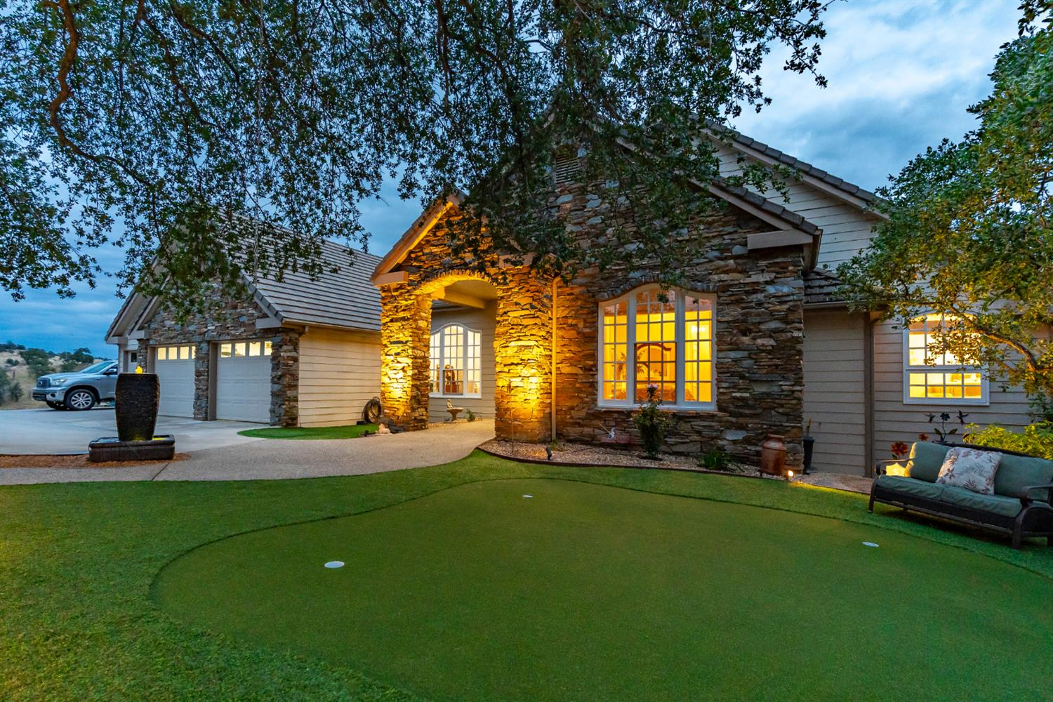 22113 Oak Glen Ln, Friant, CA 93626