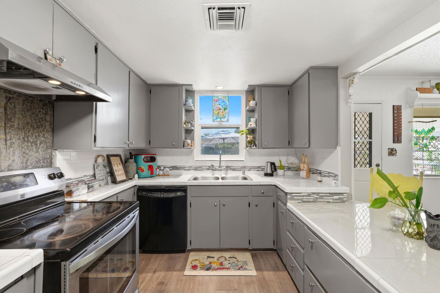 509 N Villa Ave, Dinuba, CA 93618