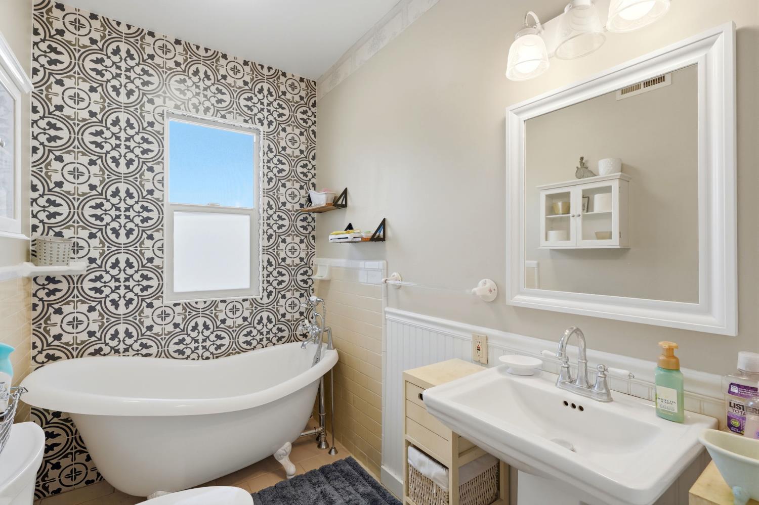 509 N Villa Ave, Dinuba, CA 93618
