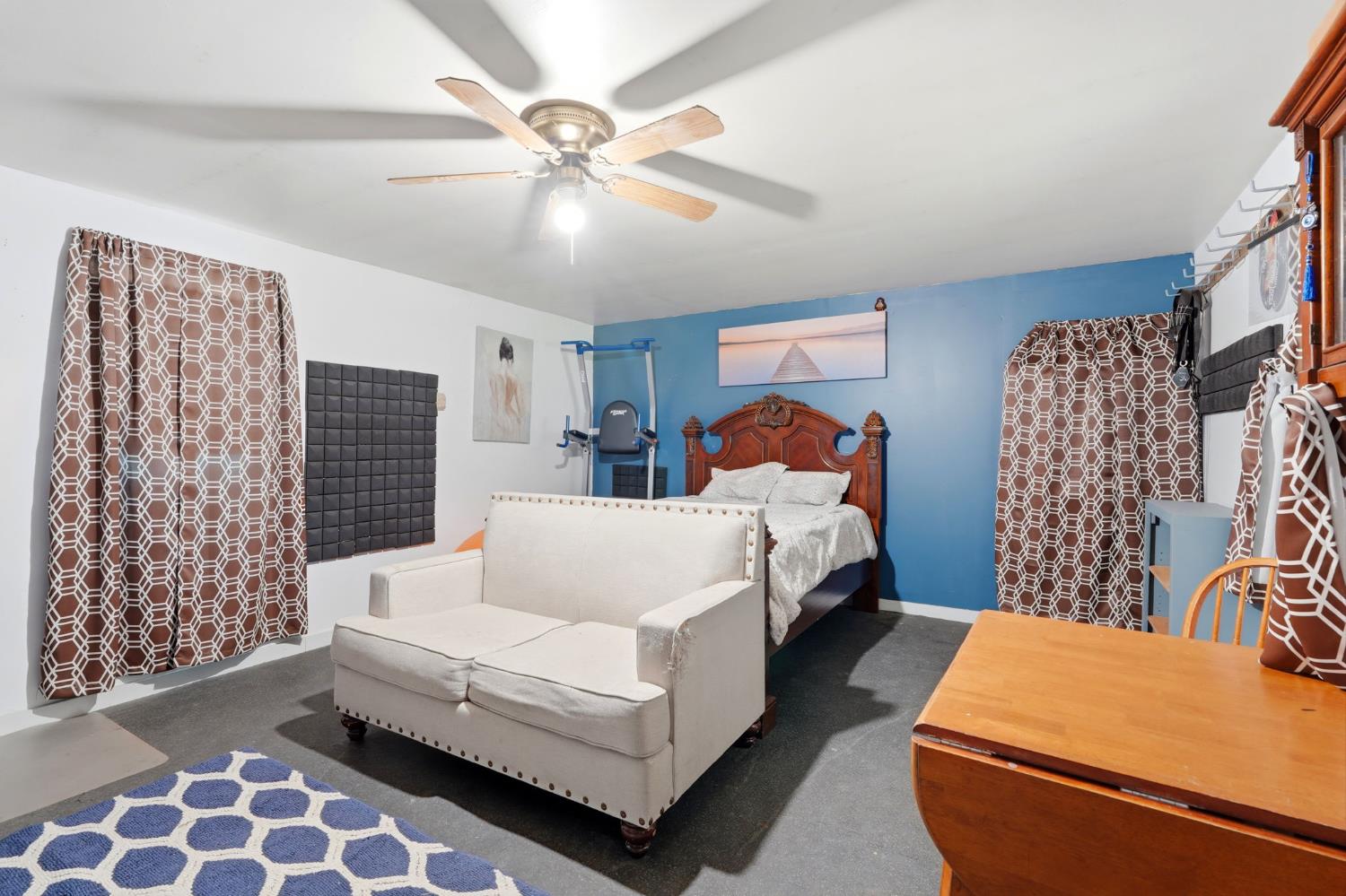 509 N Villa Ave, Dinuba, CA 93618
