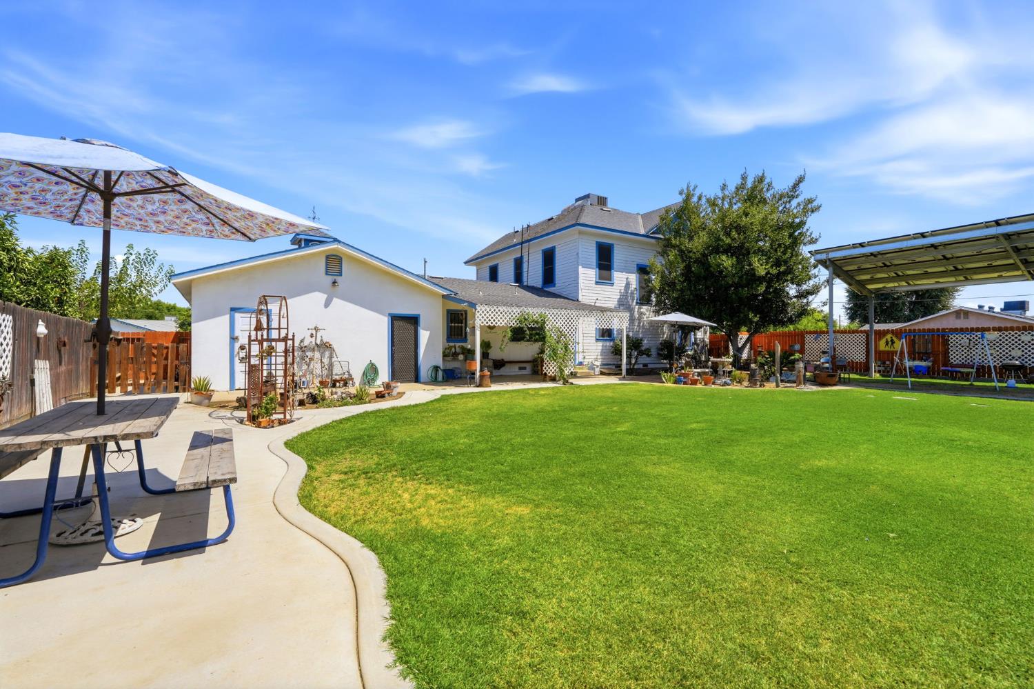 509 N Villa Ave, Dinuba, CA 93618