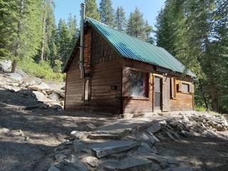 0 0 Hlk135-Cabin @ Heart Meadow, Sequoia National Prk, CA 93262