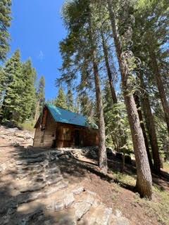 0 0 Hlk135-Cabin @ Heart Meadow, Sequoia National Prk, CA 93262