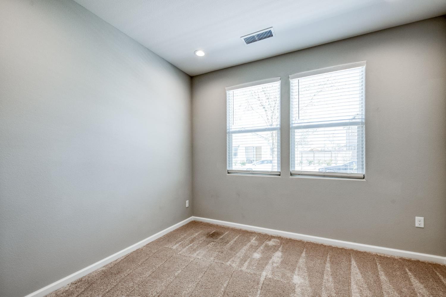734 Josephine, Madera, CA 93636