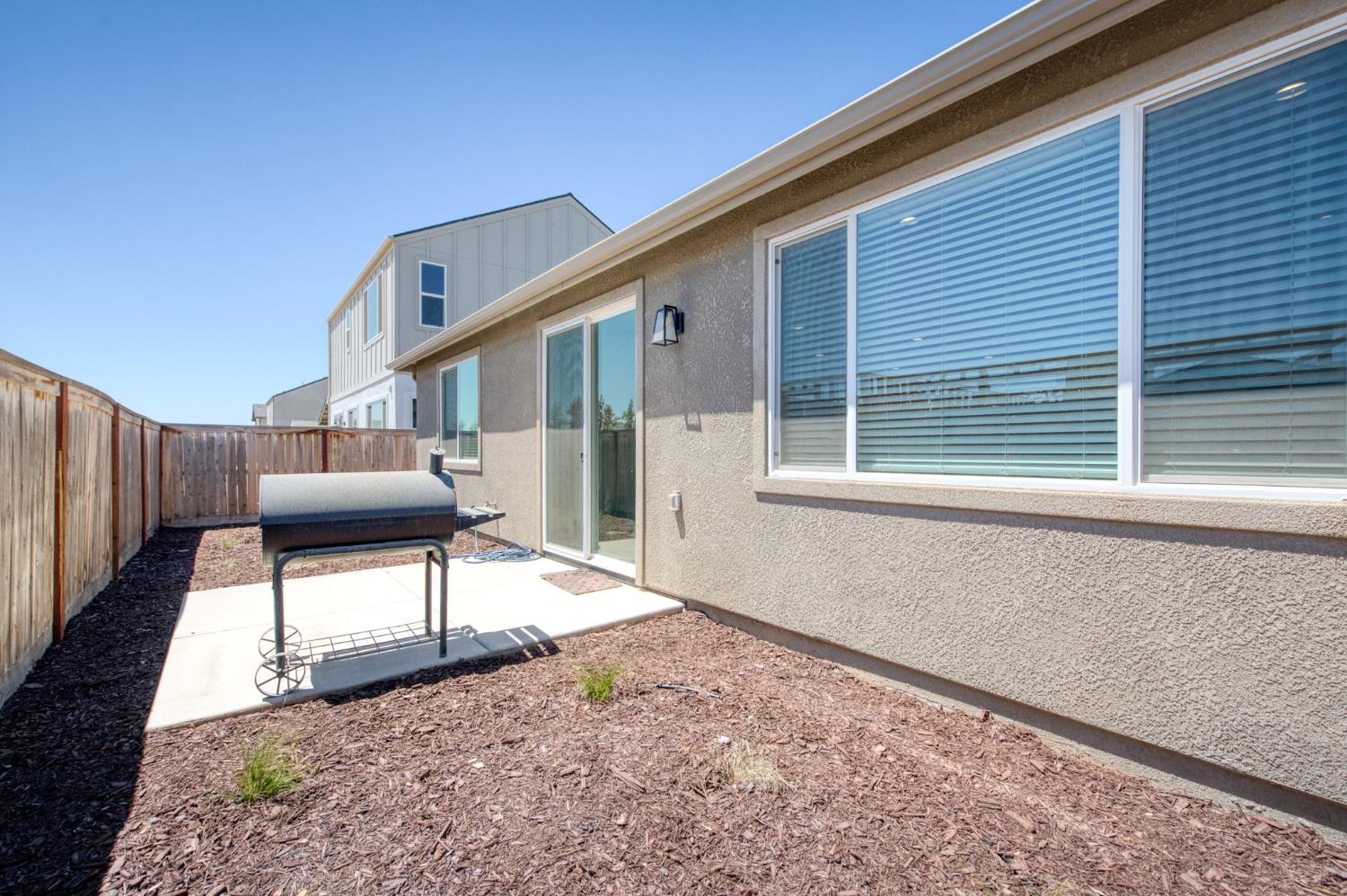 734 Josephine, Madera, CA 93636