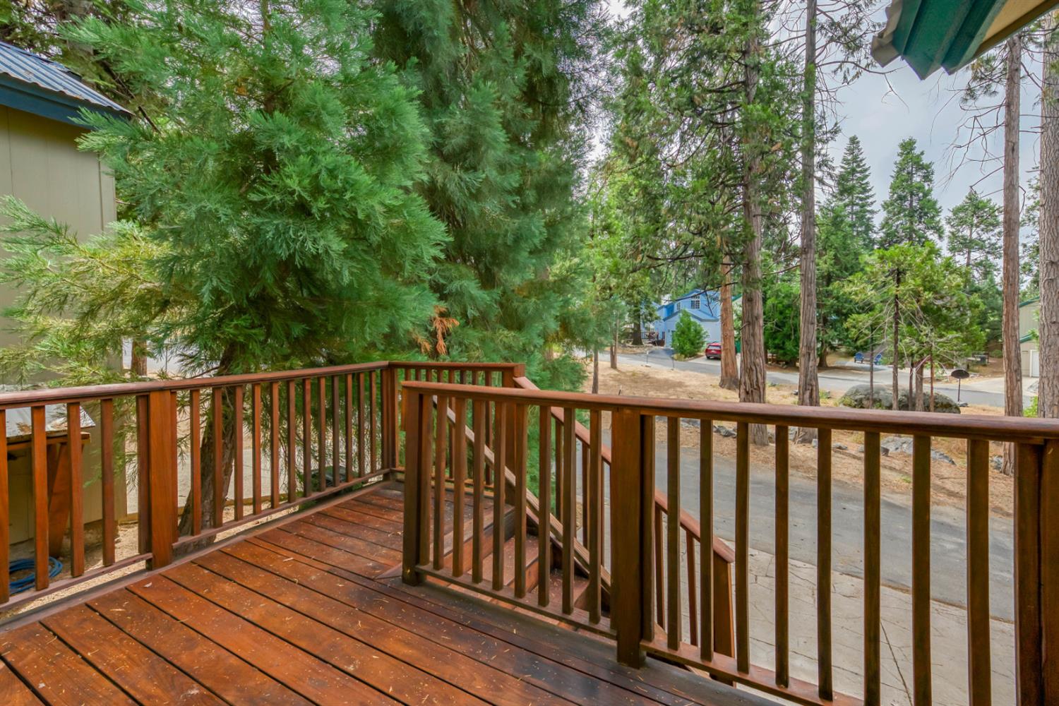 40739 Silvertip Ln, Shaver Lake, CA 93664