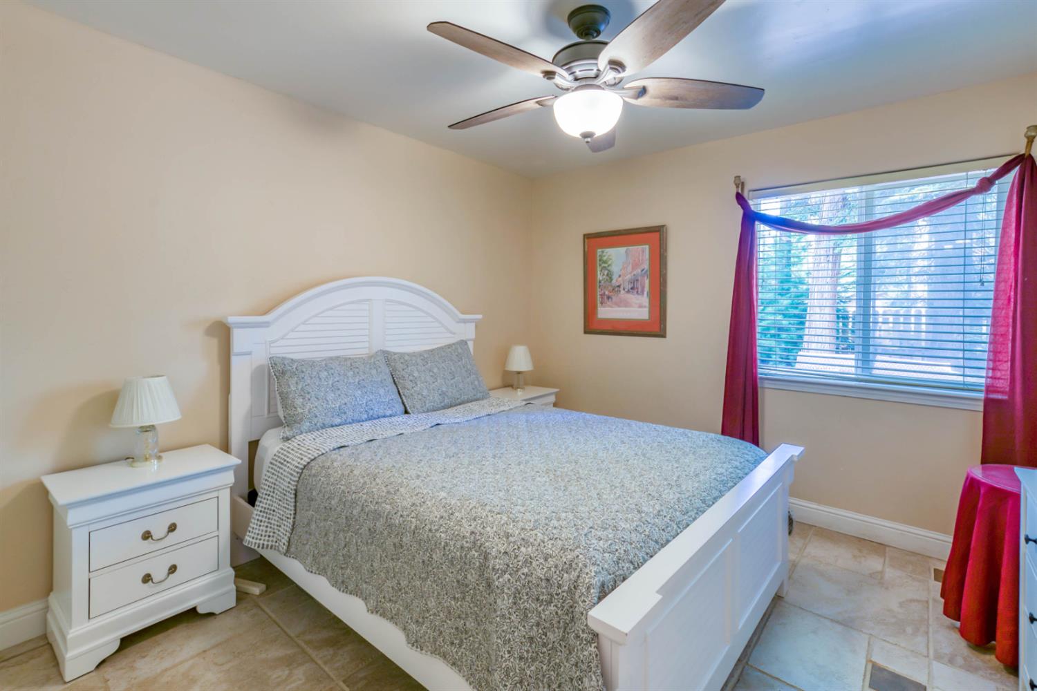 40739 Silvertip Ln, Shaver Lake, CA 93664