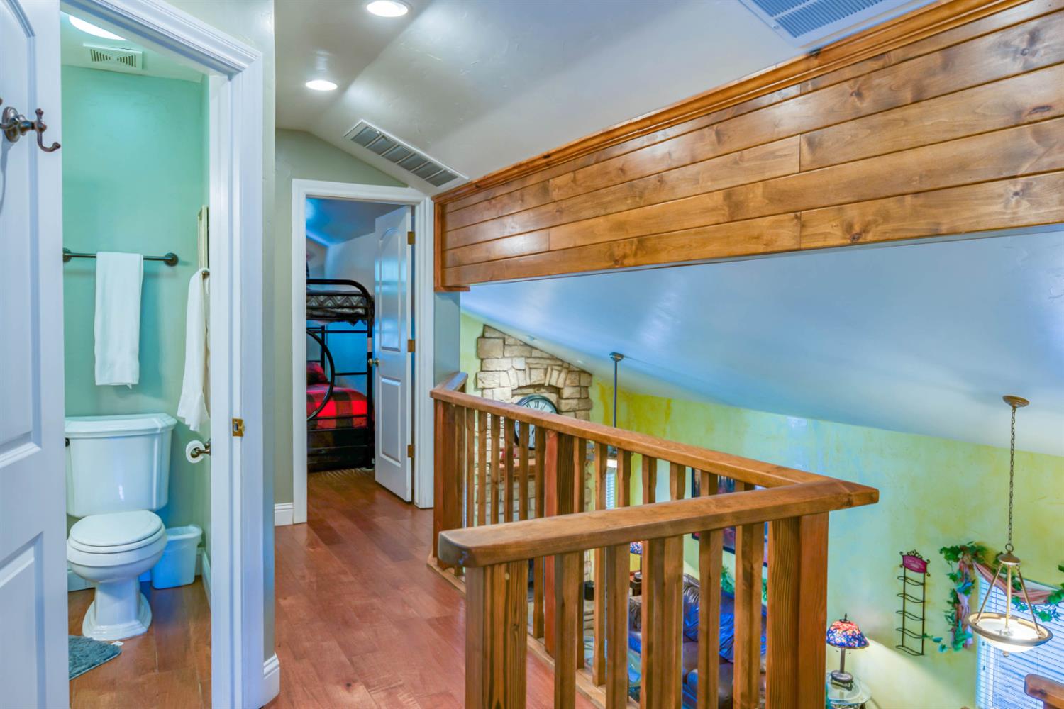 40739 Silvertip Ln, Shaver Lake, CA 93664