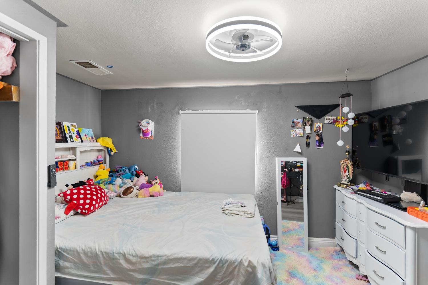 131 W Atchinson, Fresno, CA 93706