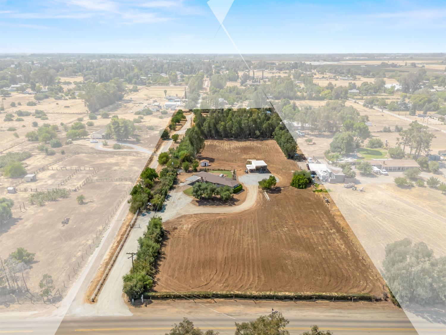 10401 E Bullard Ave, Clovis, CA 93619
