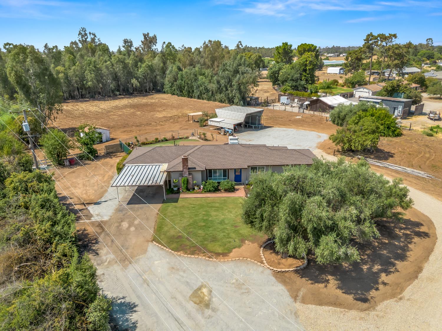 10401 E Bullard Ave, Clovis, CA 93619