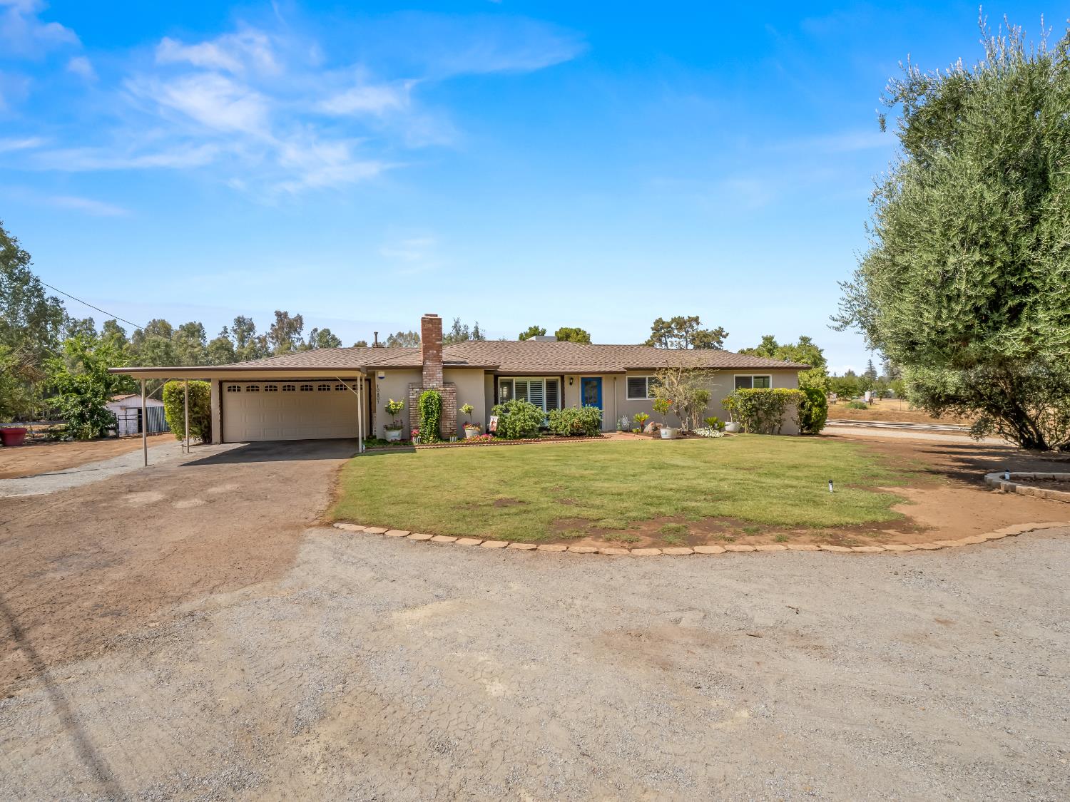 10401 E Bullard Ave, Clovis, CA 93619