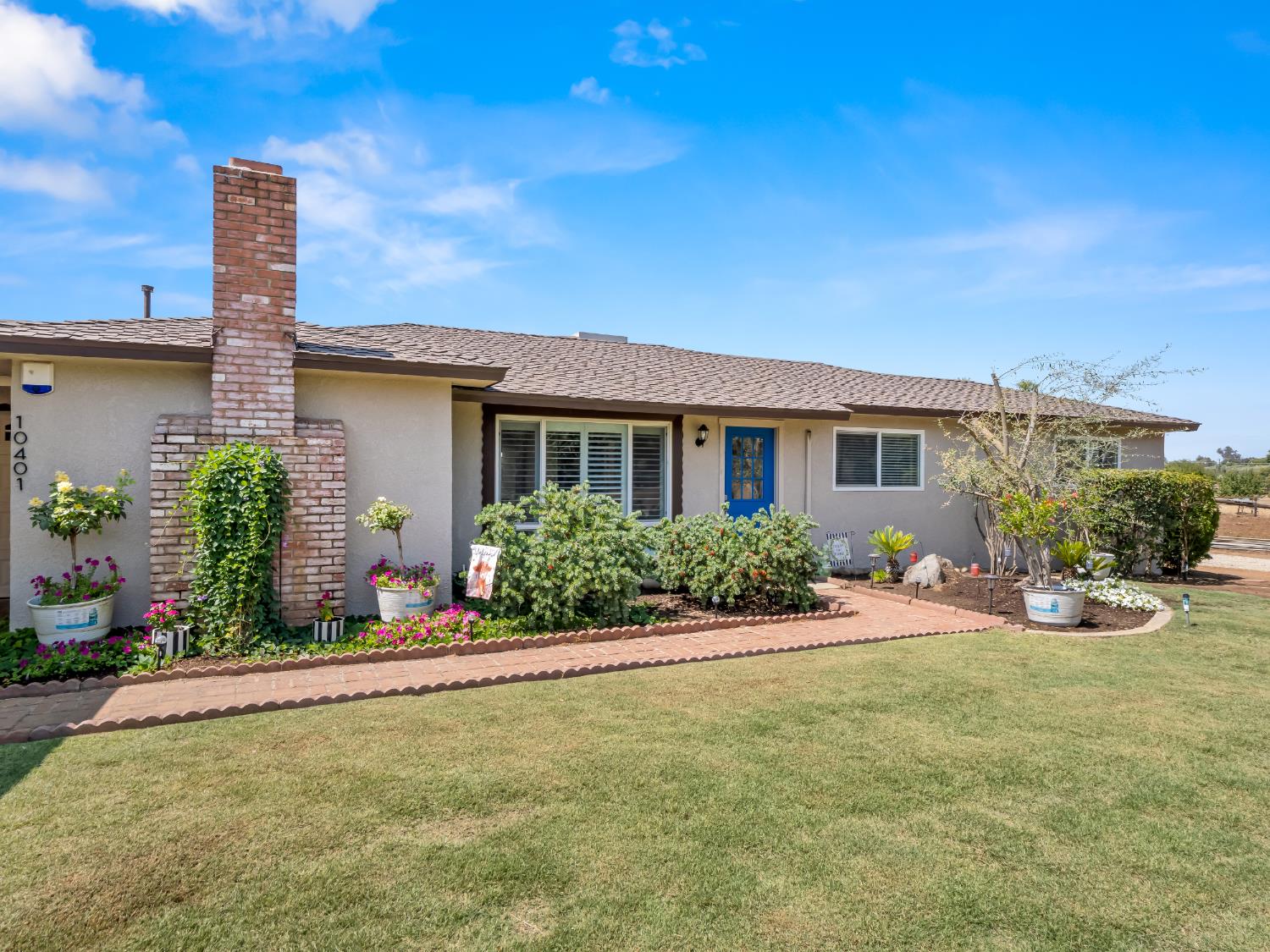 10401 E Bullard Ave, Clovis, CA 93619