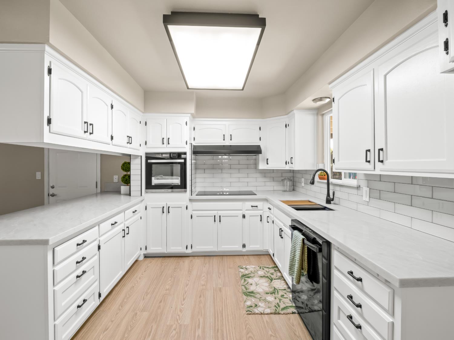 10401 E Bullard Ave, Clovis, CA 93619