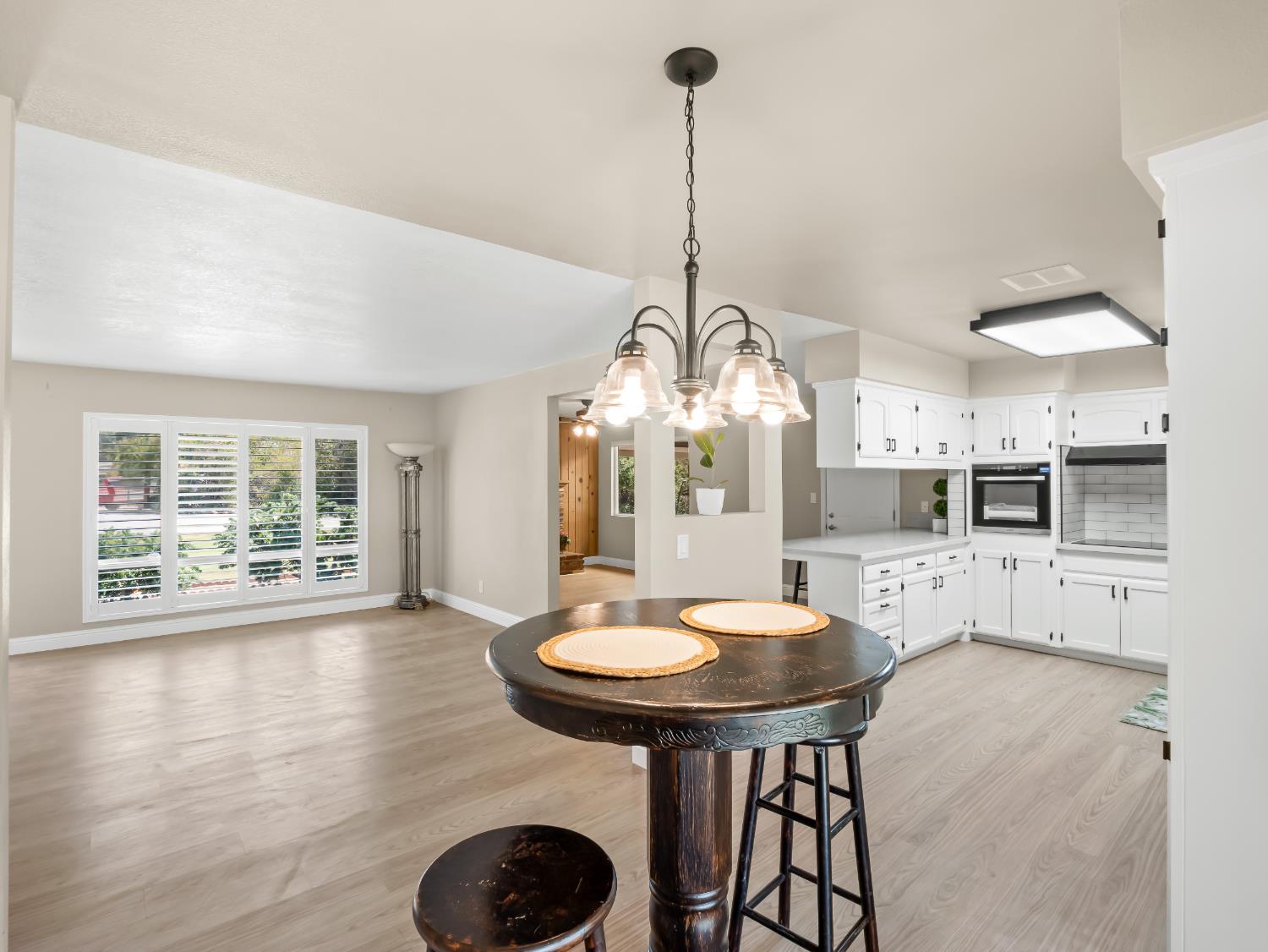 10401 E Bullard Ave, Clovis, CA 93619