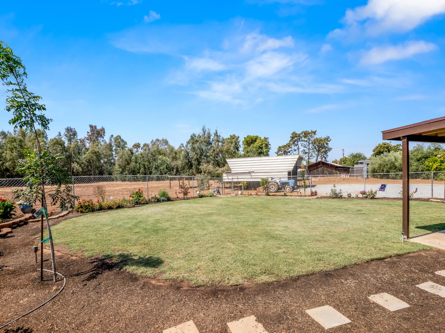 10401 E Bullard Ave, Clovis, CA 93619