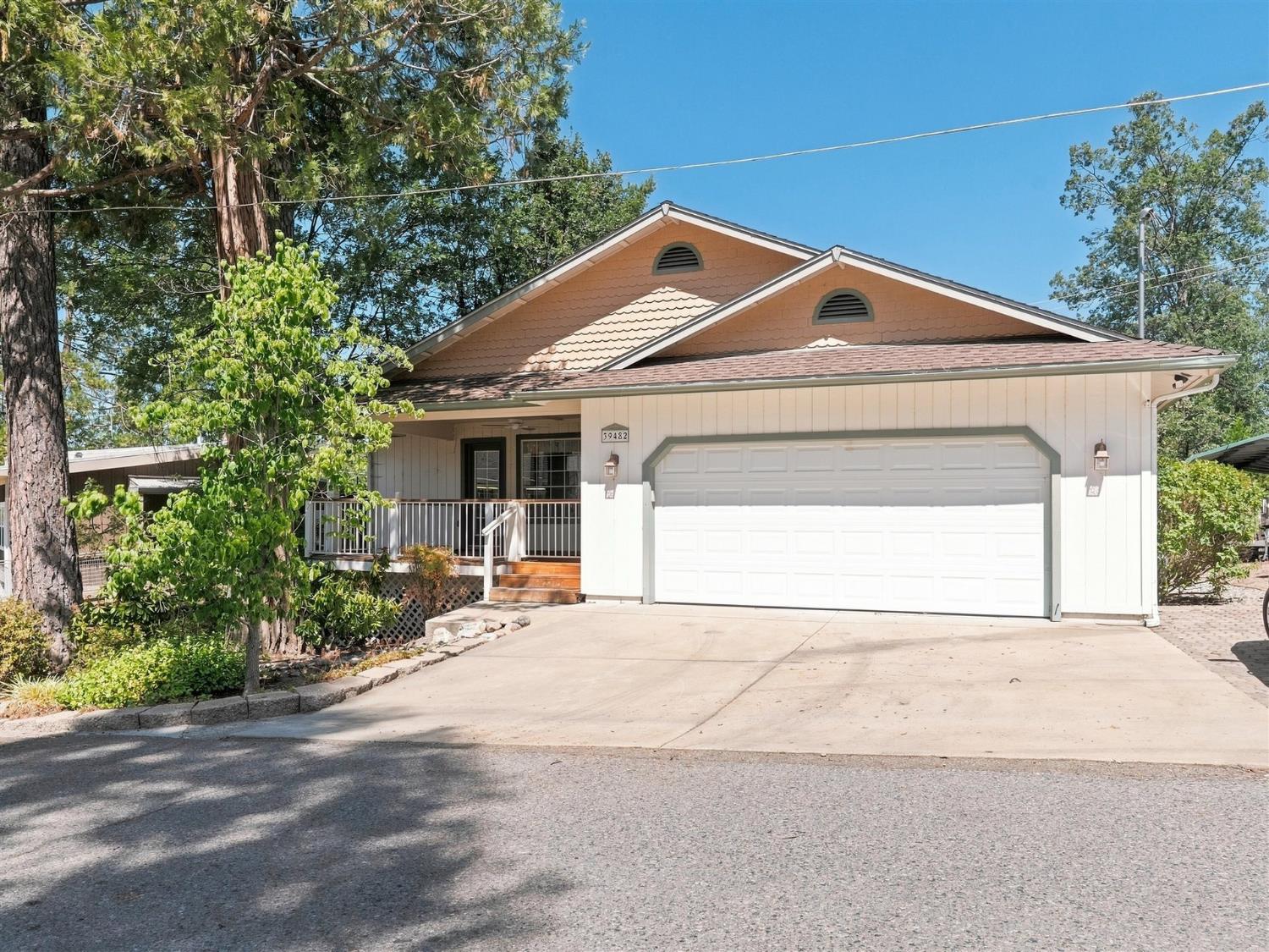 39482 Chickadee, Bass Lake, CA 93604