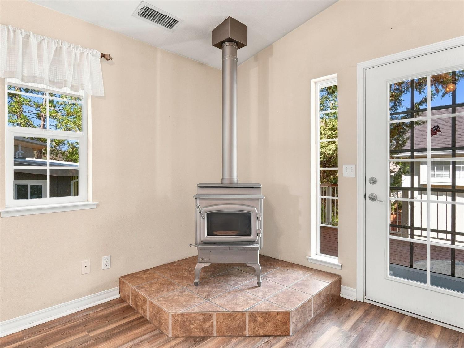 39482 Chickadee, Bass Lake, CA 93604