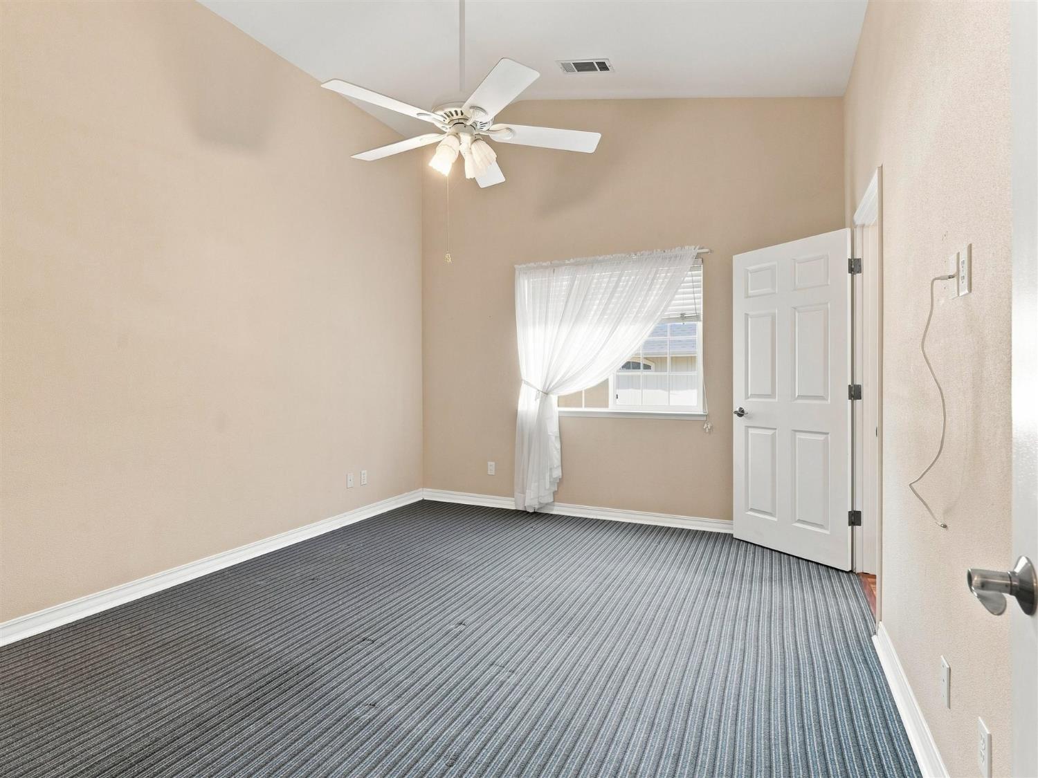 39482 Chickadee, Bass Lake, CA 93604