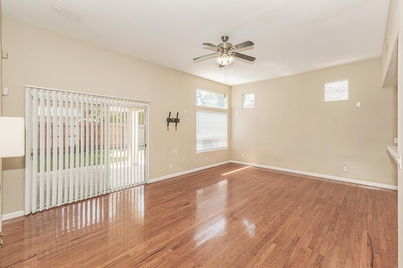 6023 W Alluvial Ave, Fresno, CA 93722