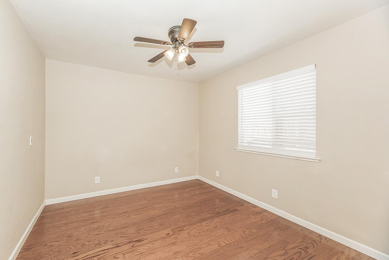 6023 W Alluvial Ave, Fresno, CA 93722