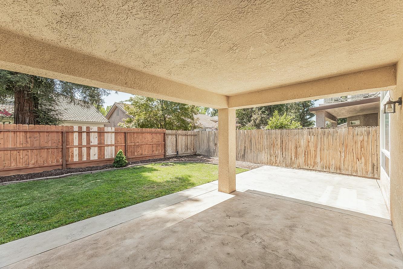 6023 W Alluvial Ave, Fresno, CA 93722