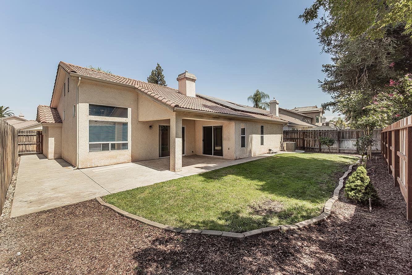 6023 W Alluvial Ave, Fresno, CA 93722