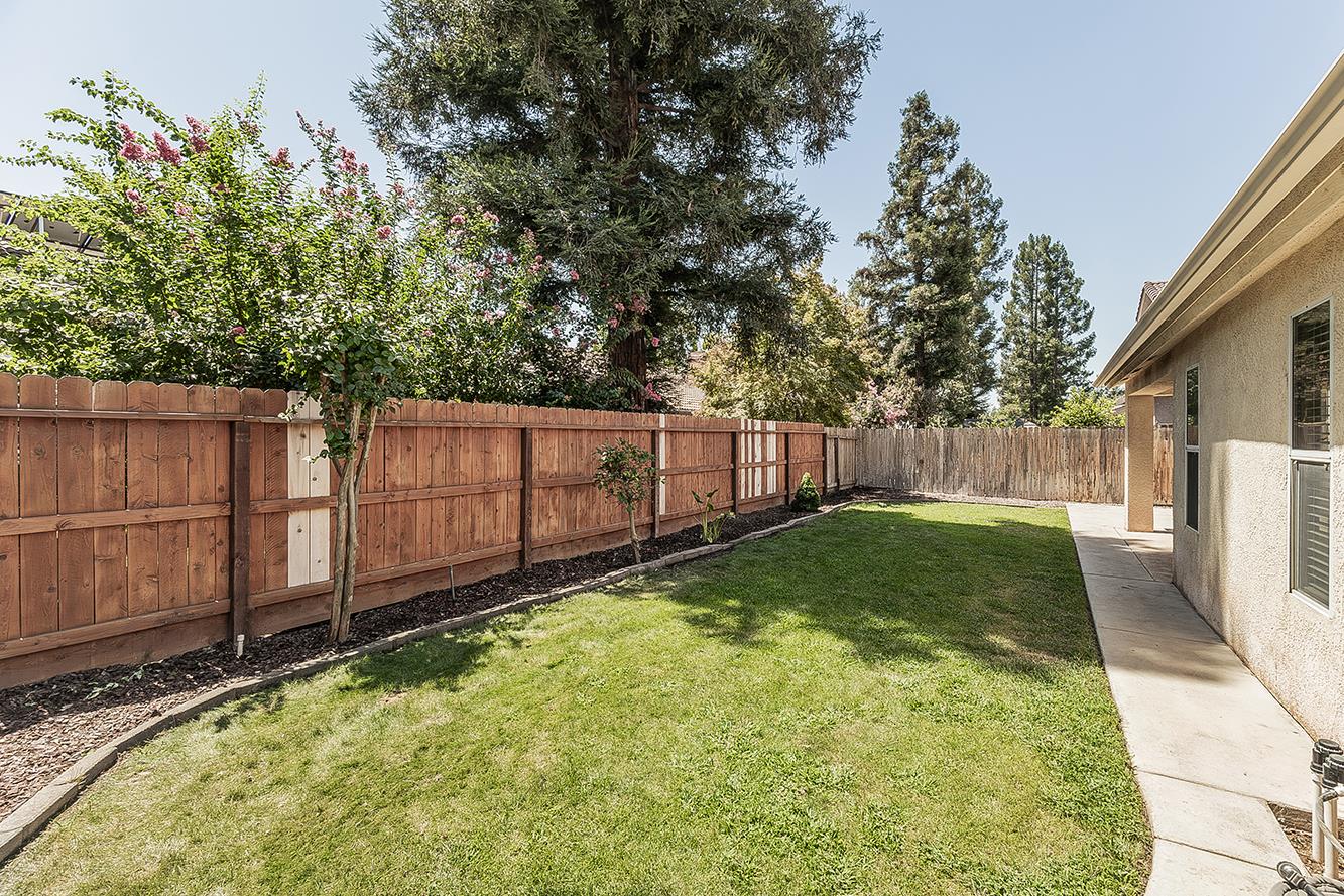 6023 W Alluvial Ave, Fresno, CA 93722