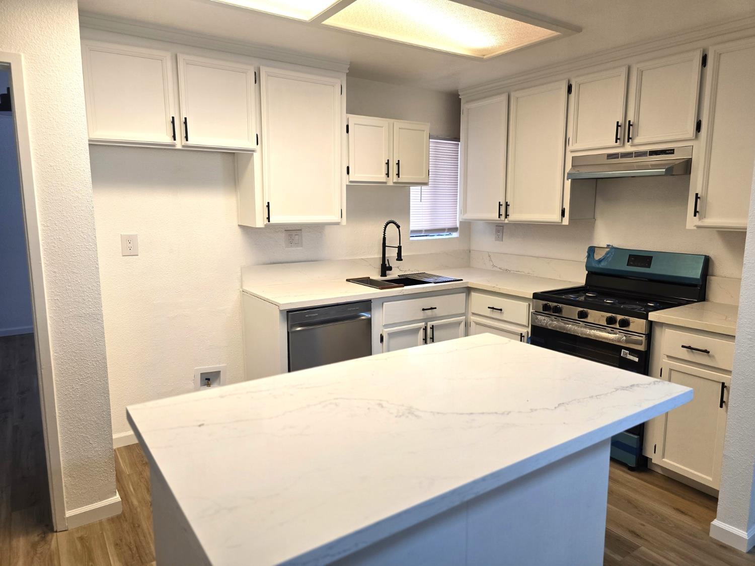 381 E Nees Ave #133, Fresno, CA 93720