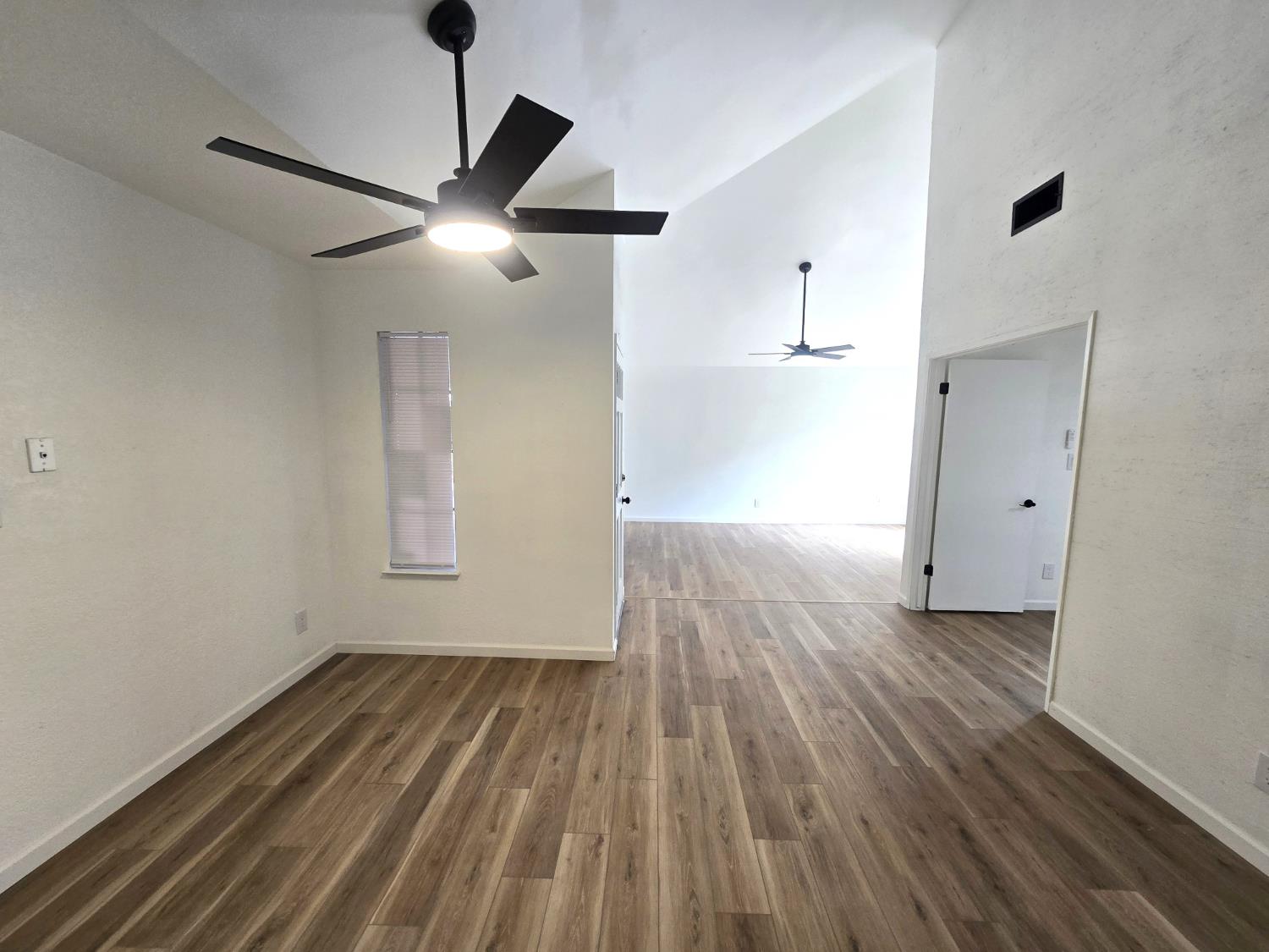 381 E Nees Ave #133, Fresno, CA 93720