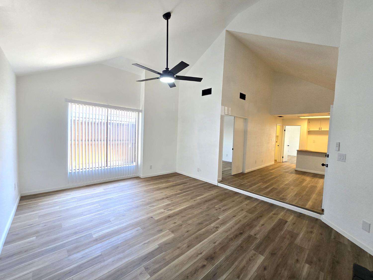 381 E Nees Ave #133, Fresno, CA 93720