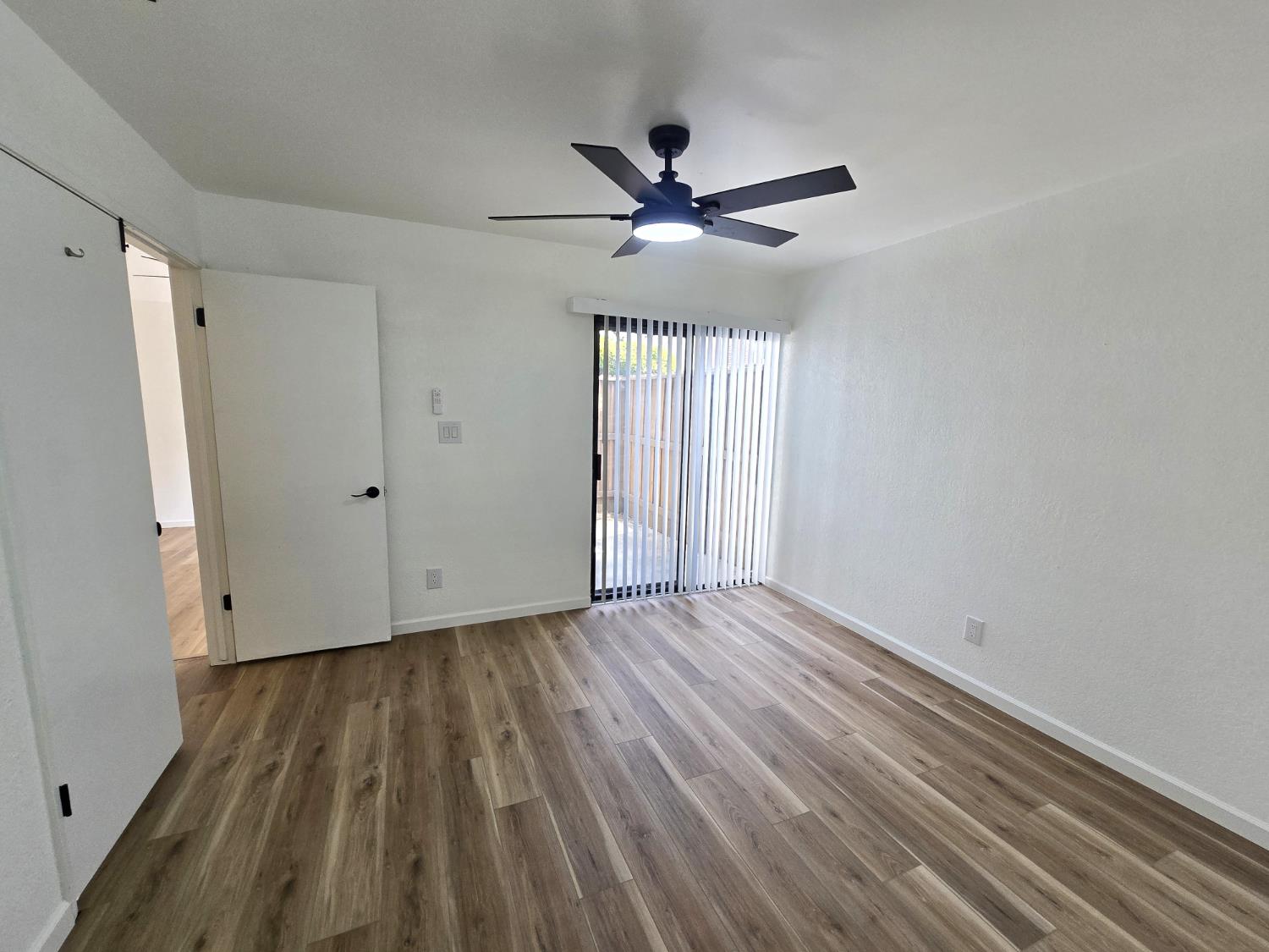 381 E Nees Ave #133, Fresno, CA 93720
